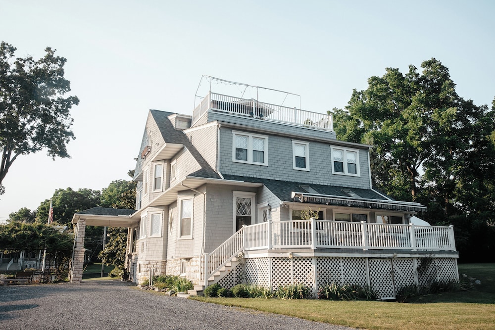 The Stonewall Jackson Inn 2/50