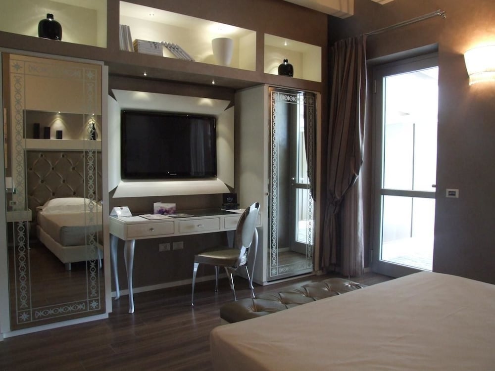 Hotel Morgana 24/28