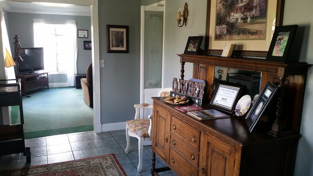 Plantation Bed & Breakfast 32/50