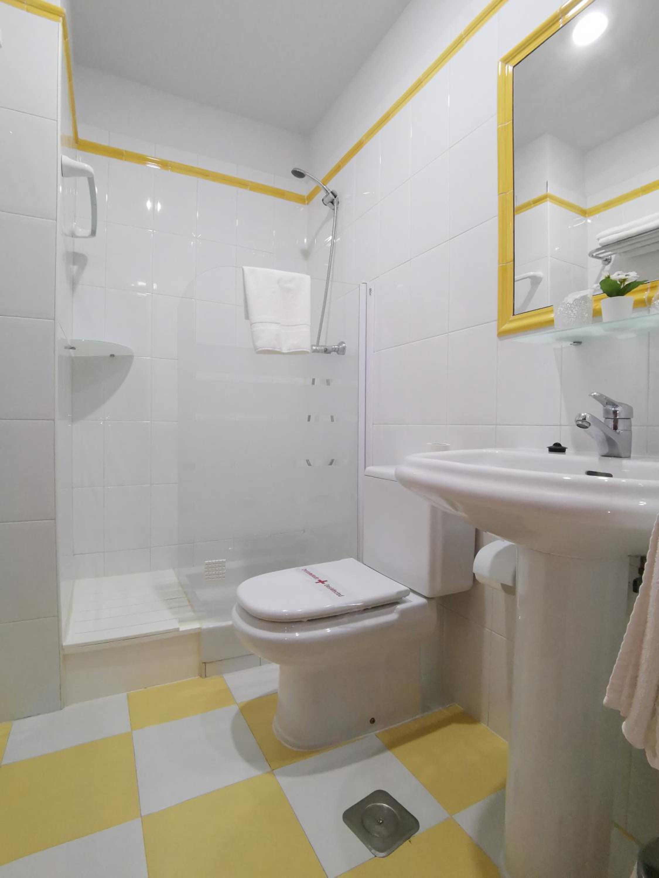 Room, Double Bed, Attic، Hotel El Trasgu 3/4