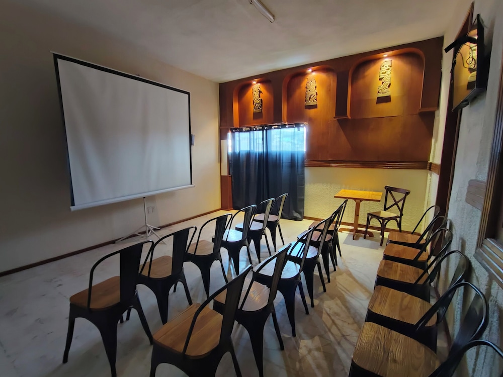 Hotel Posada Tolosa 53/63