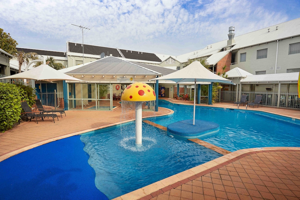 Broadwater Resort Apartments Como 11/67