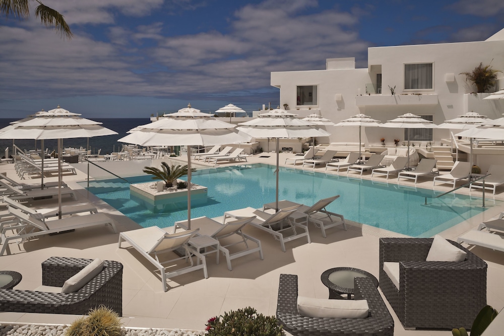 Lanis Suites De Luxe - Adults Only 99/108