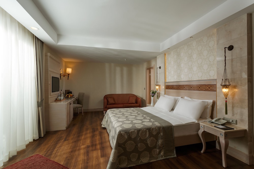 Gural Premier Belek 23/71