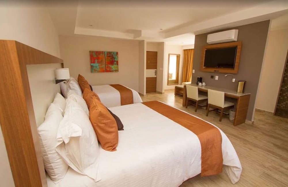 HOTEL SOLEIL BUSINESS CLASS 11/46