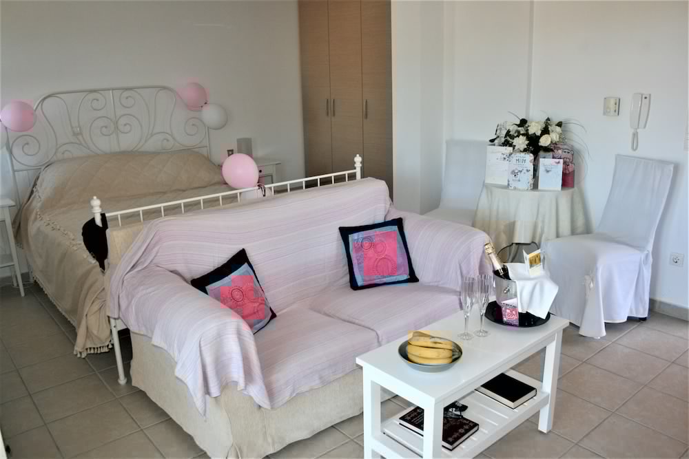 Lagoon View Apartments - Adults Only 54/70