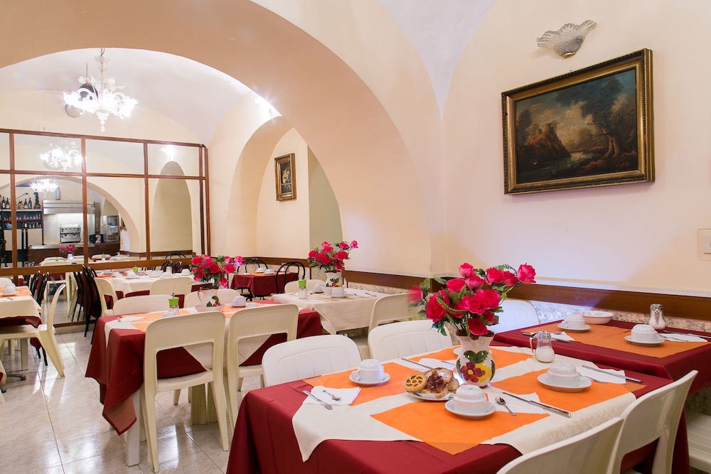 Hotel Altavilla 9 39/51