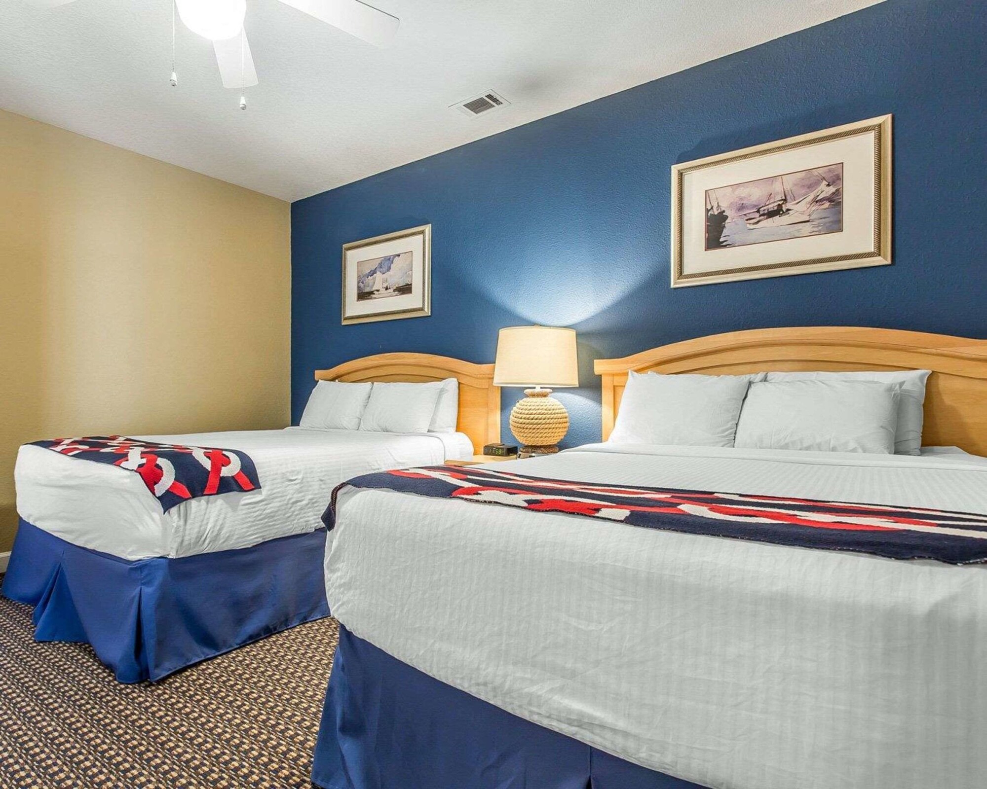 2 BEDROOMS, SUITE, ACCESSIBLE