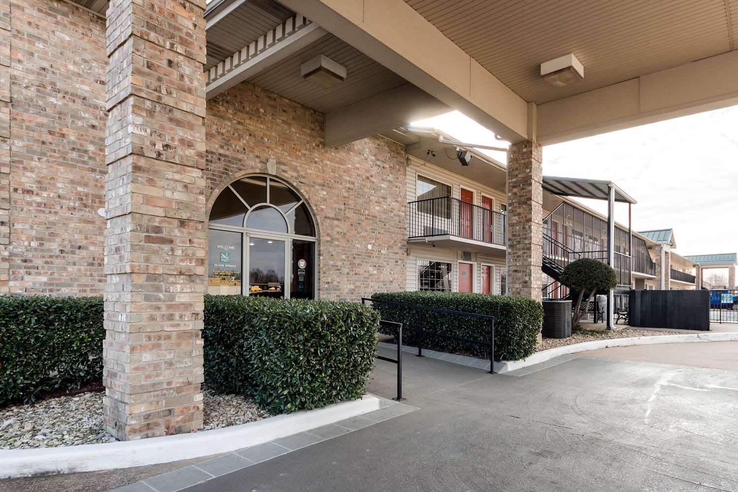 Quality Inn Siloam Springs 2/21
