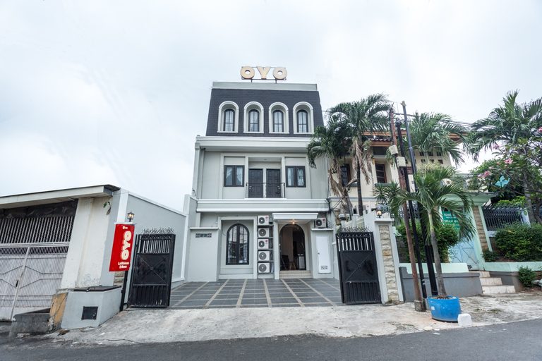 Collection O Pondok Indah Near Gandaria City Formerly Lamaison Residence 26/27