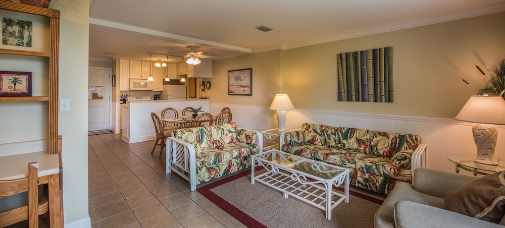 Villas By the Sea Resort Conference Center 23/73