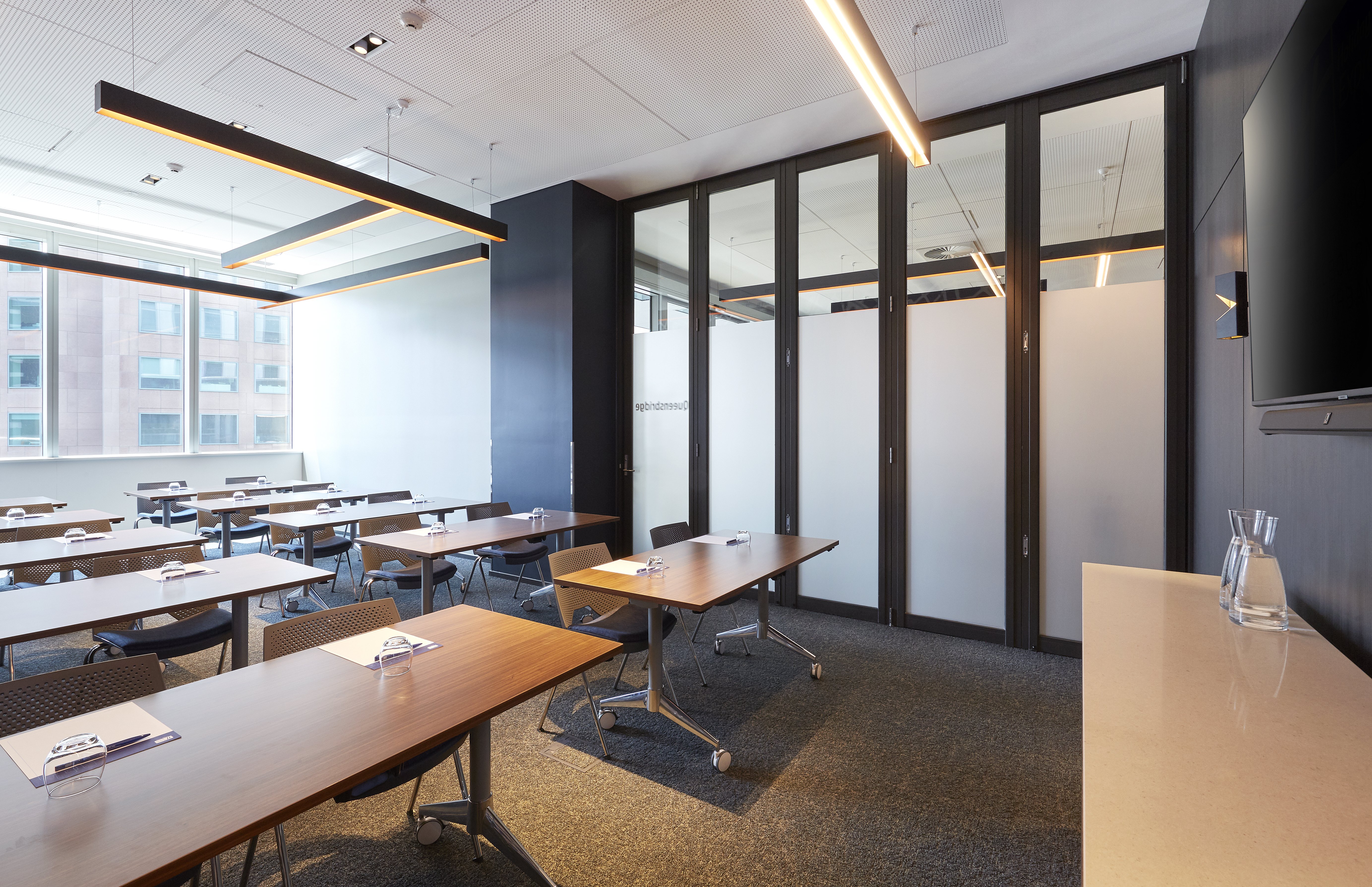 Holiday Inn Express Melbourne Southbank 72/77
