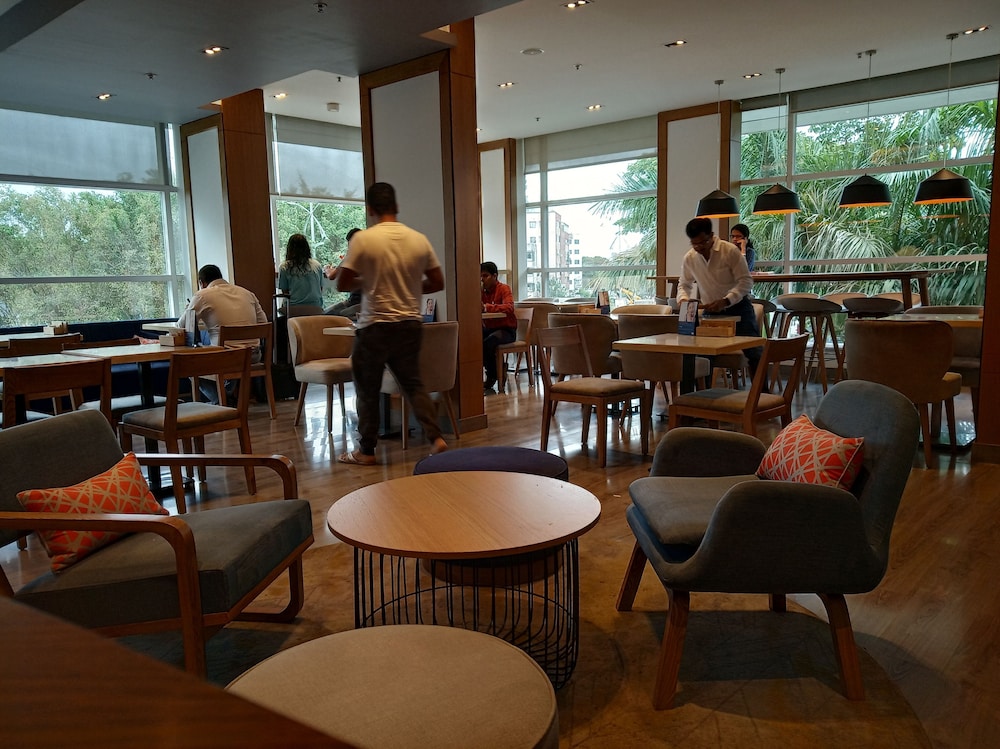 Holiday Inn Express Pune Pimpri 33/49