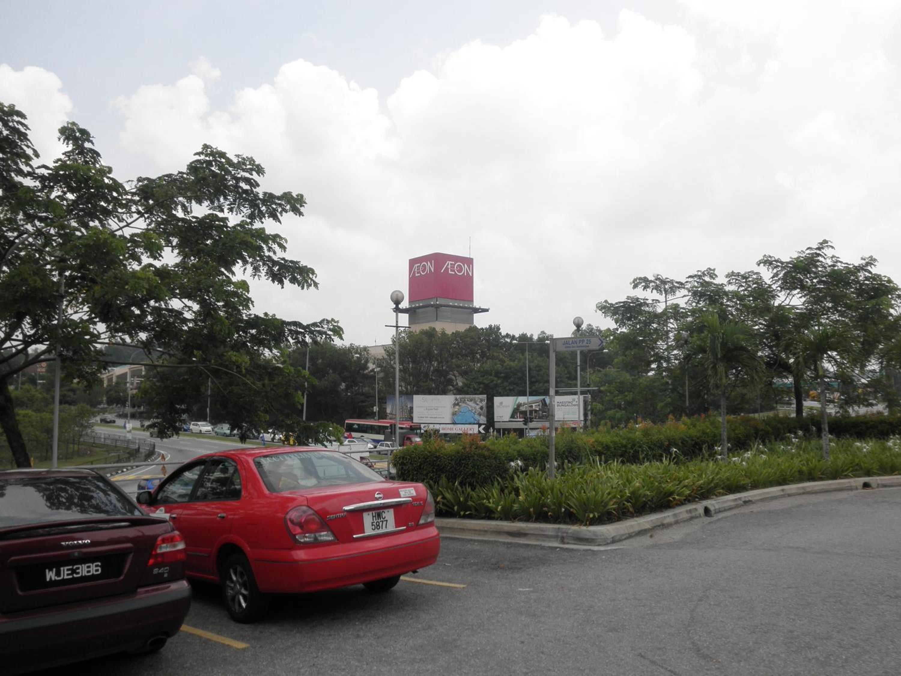 Putra One Avenue Hotel 40/51