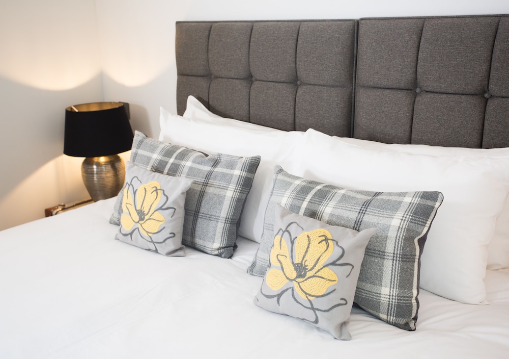 Glenmoriston Town House Hotel 32/57