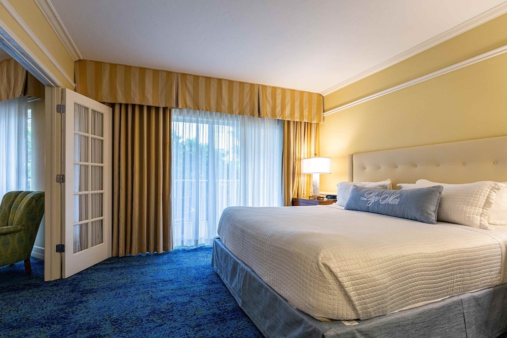 1 BEDROOM, EXECUTIVE, SUITE