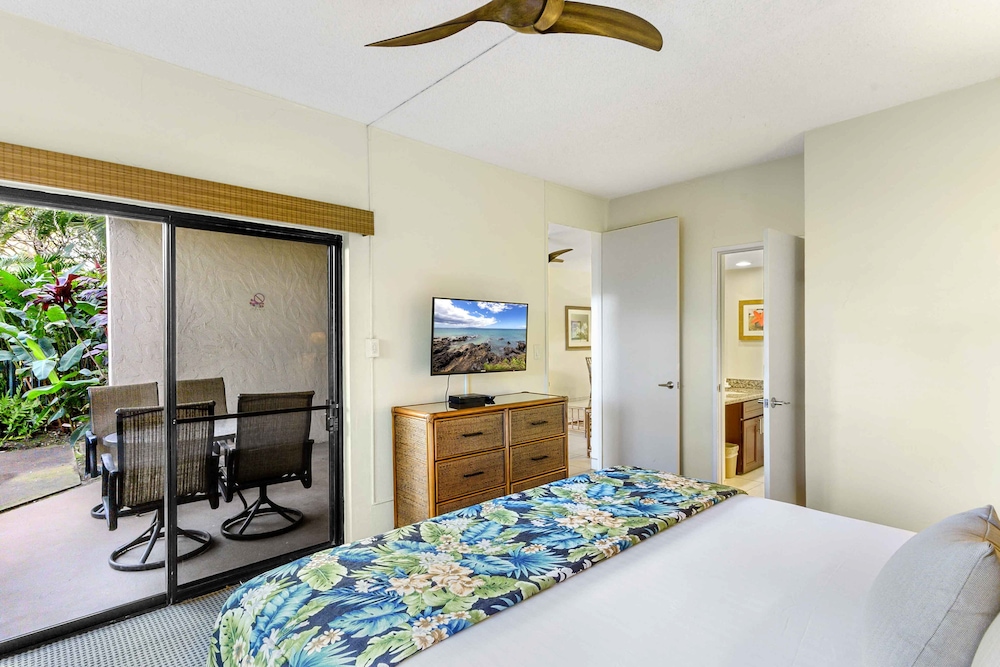 2 BEDROOMS, CONDO, STANDARD, OCEAN FRONT