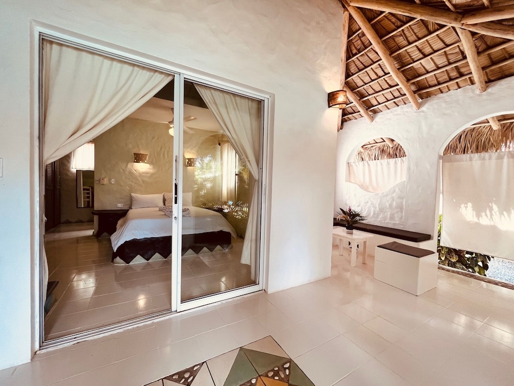 Hotel La Tortuga 25/50