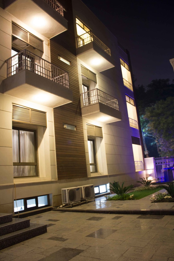Stately Suites Mg Road 4/39