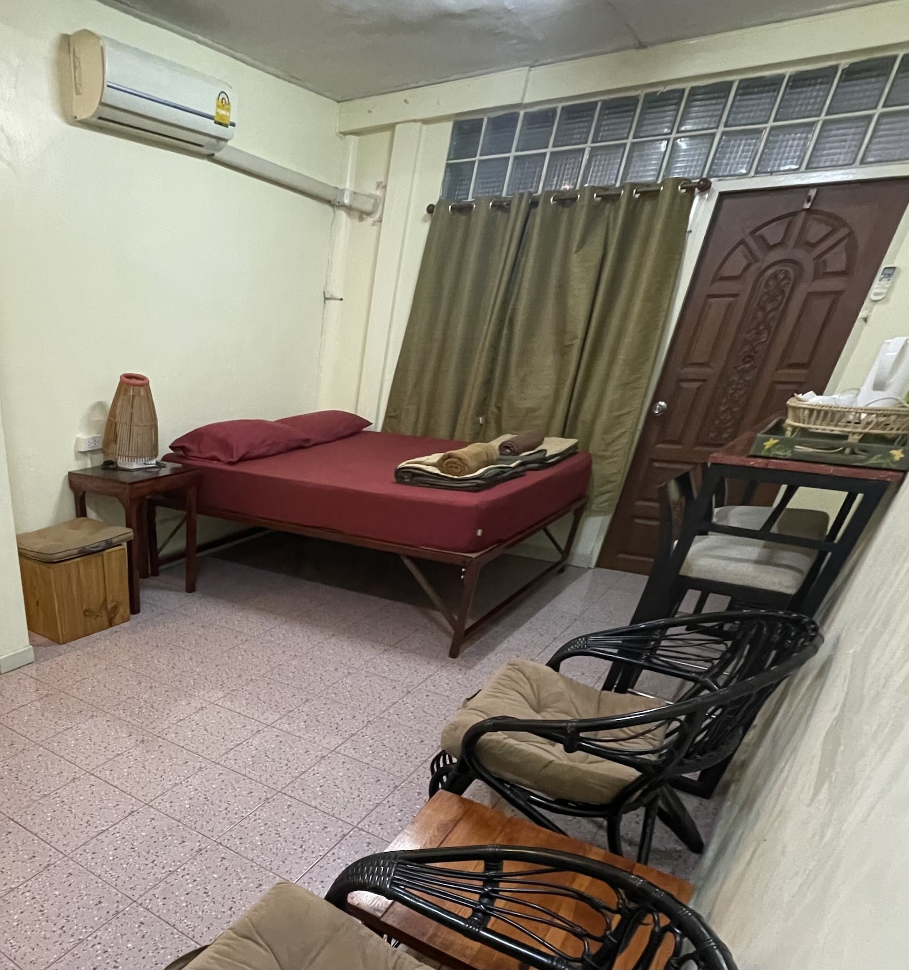 ECONOMY, DOUBLE BED