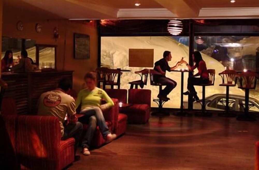 GENC YAZICI HOTEL 35/45