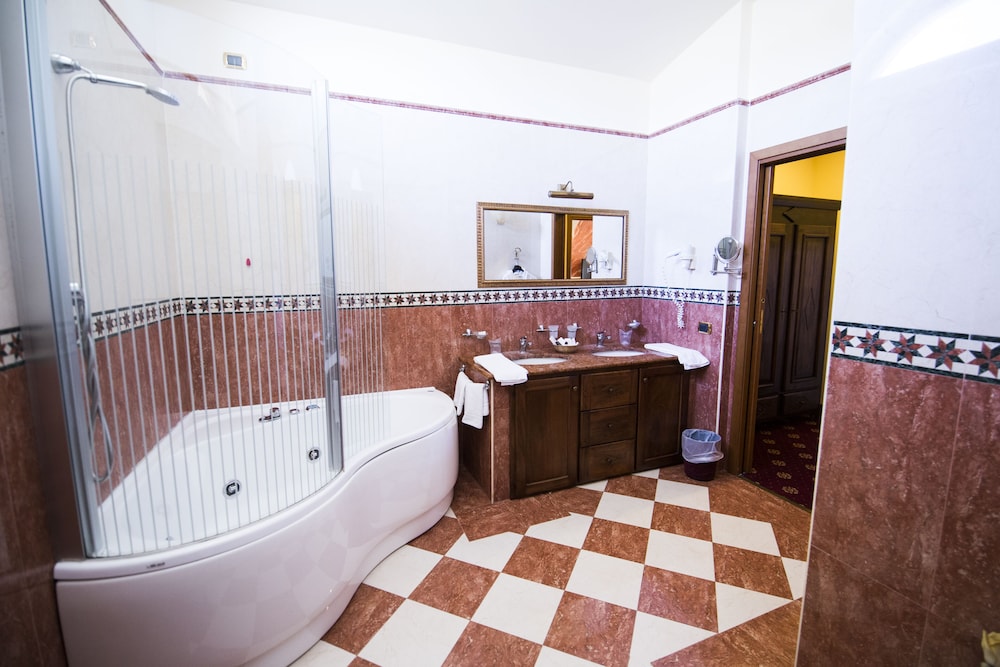 Parco Dei Principi Hotel 32/80