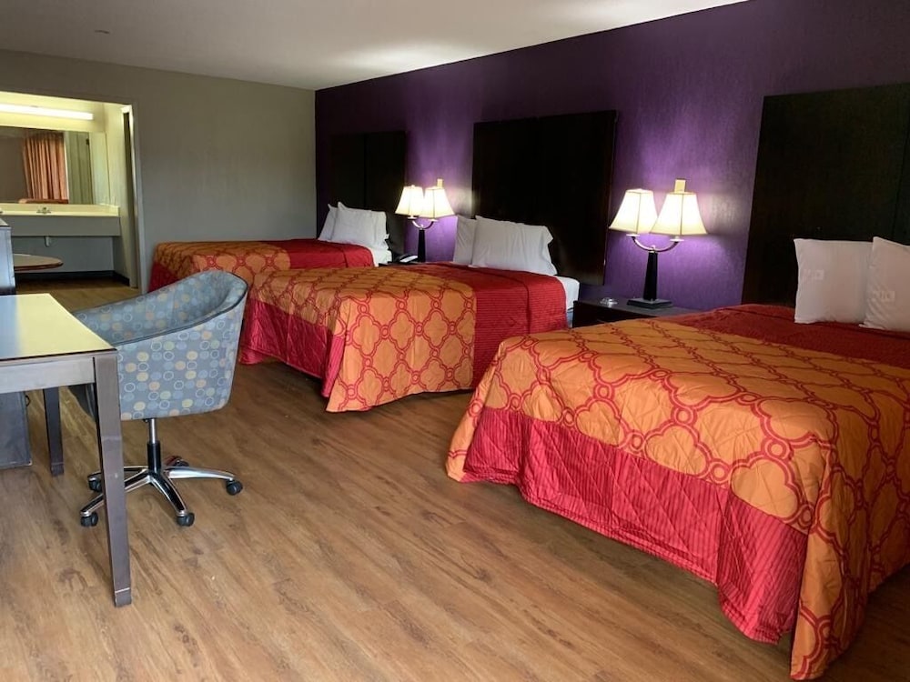 Relax Inn & Suites 12/21