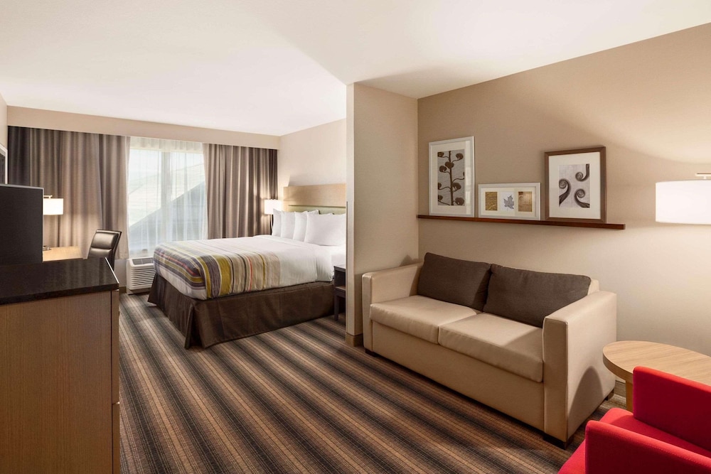 Country Inn & Suites by Radisson, Bozeman, MT 27/38