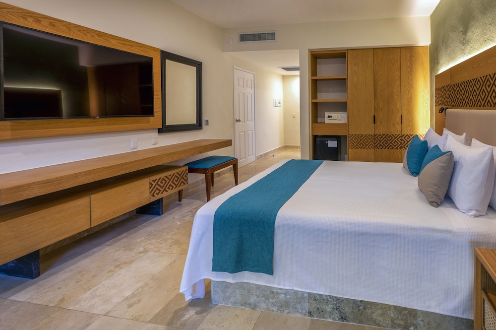 ROOM, QUEEN BED, GARDEN VIEW, ACCESSIBLE