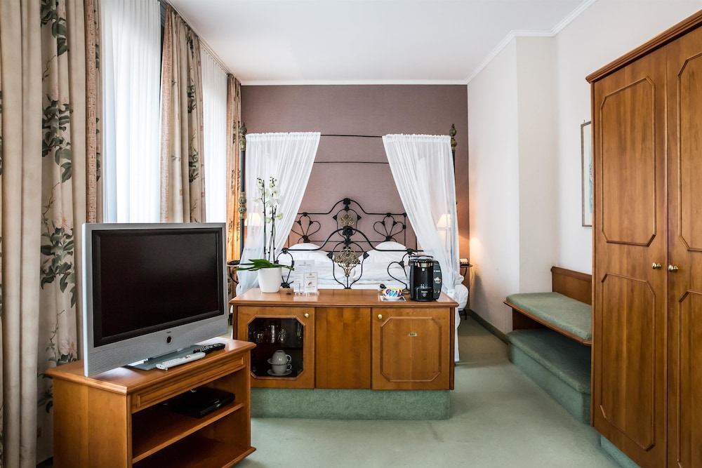 Best Western Premier Hotel Rebstock 44/49