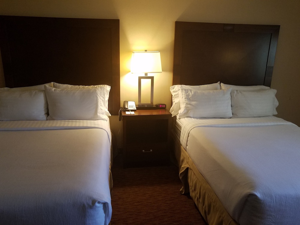Holiday Inn Friso by IHG 29/68