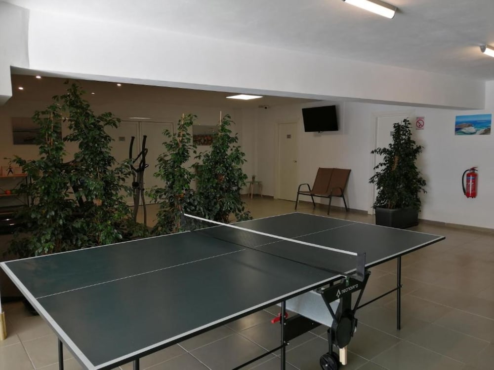Carisa Suites and Apartments 21/50