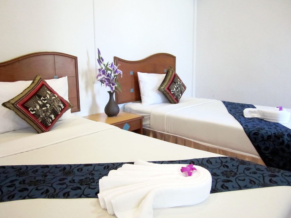 LANTA IL MARE BEACH RESORT 32/73