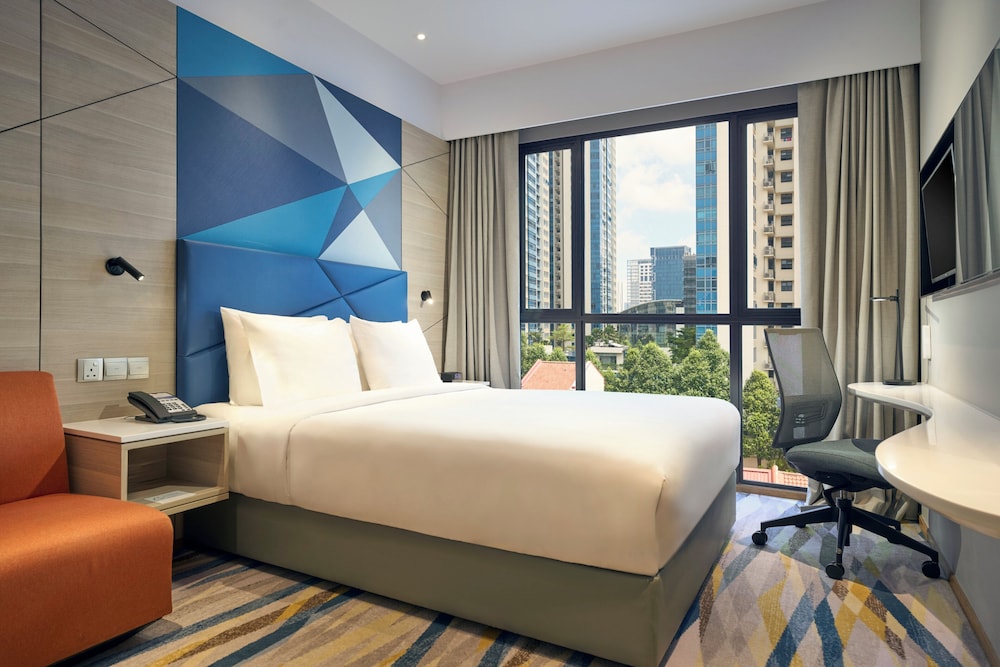 Holiday Inn Express Singapore Serangoon 18/49