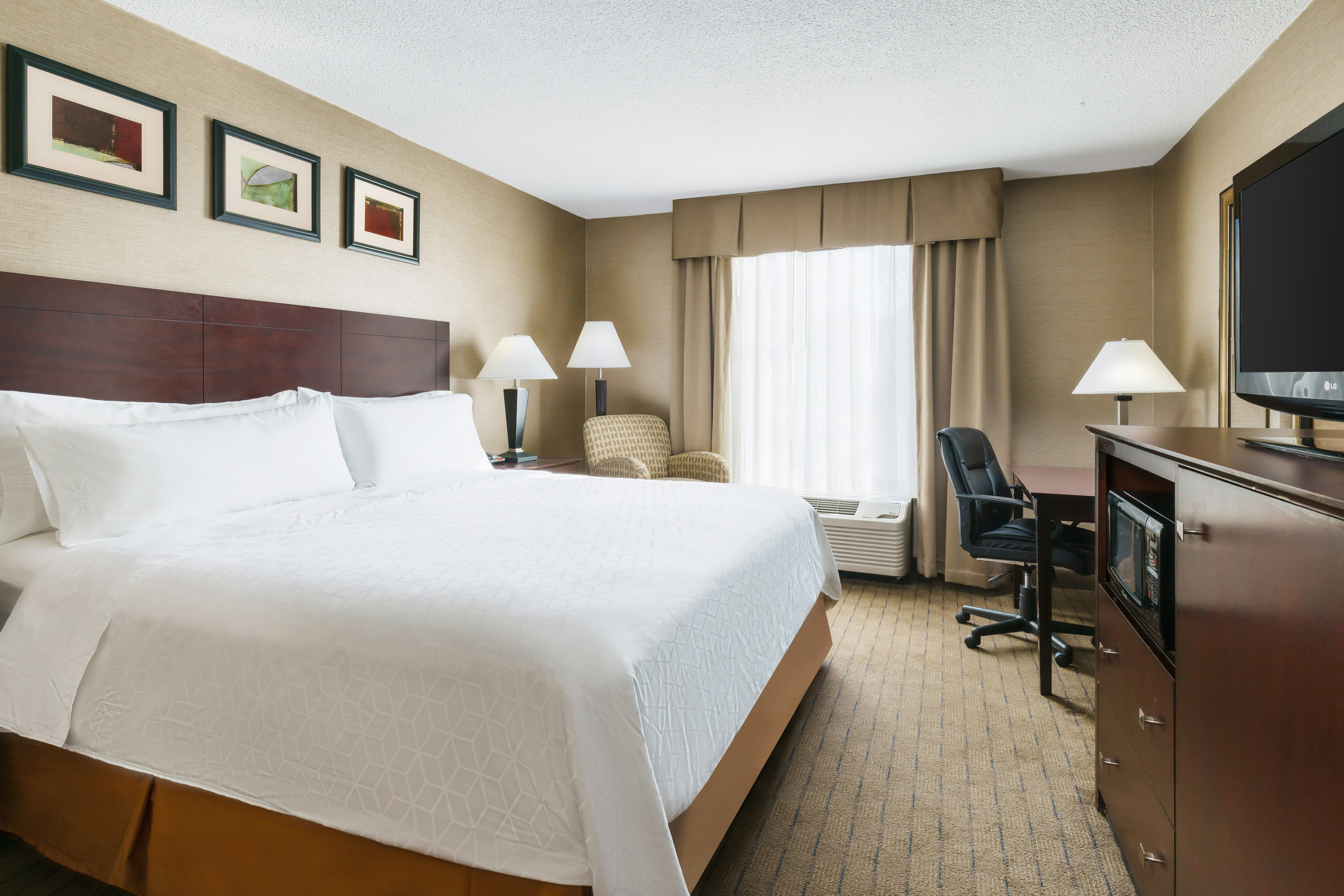 Holiday Inn Express Boston South Brockton 26/78