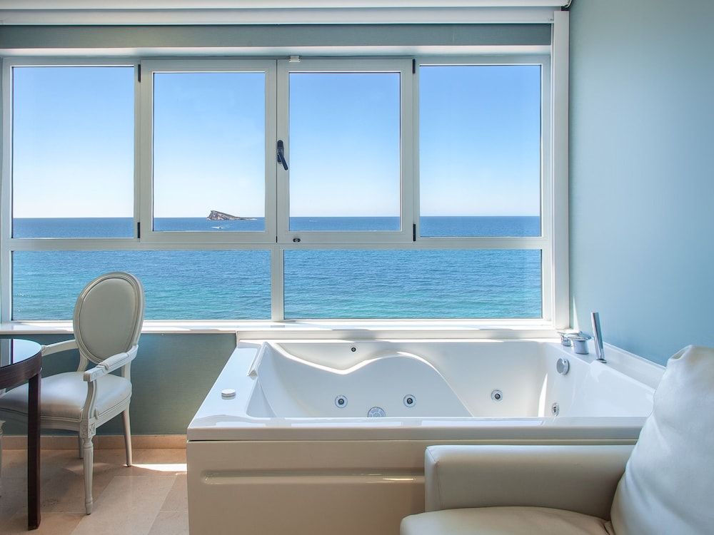 Villa del Mar Hotel 31/33