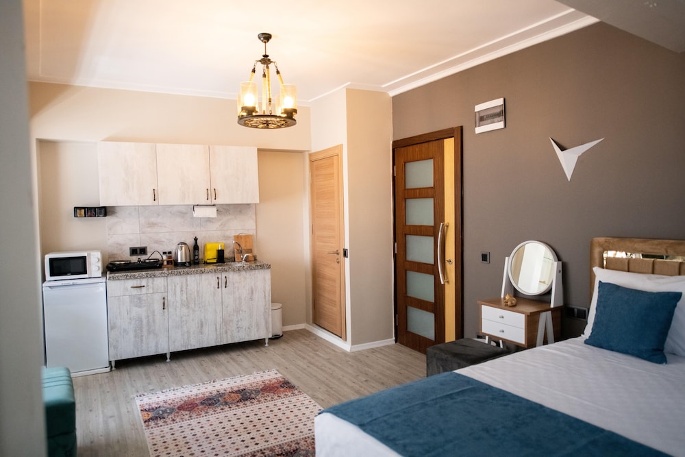 Galapera Hotel 36/50