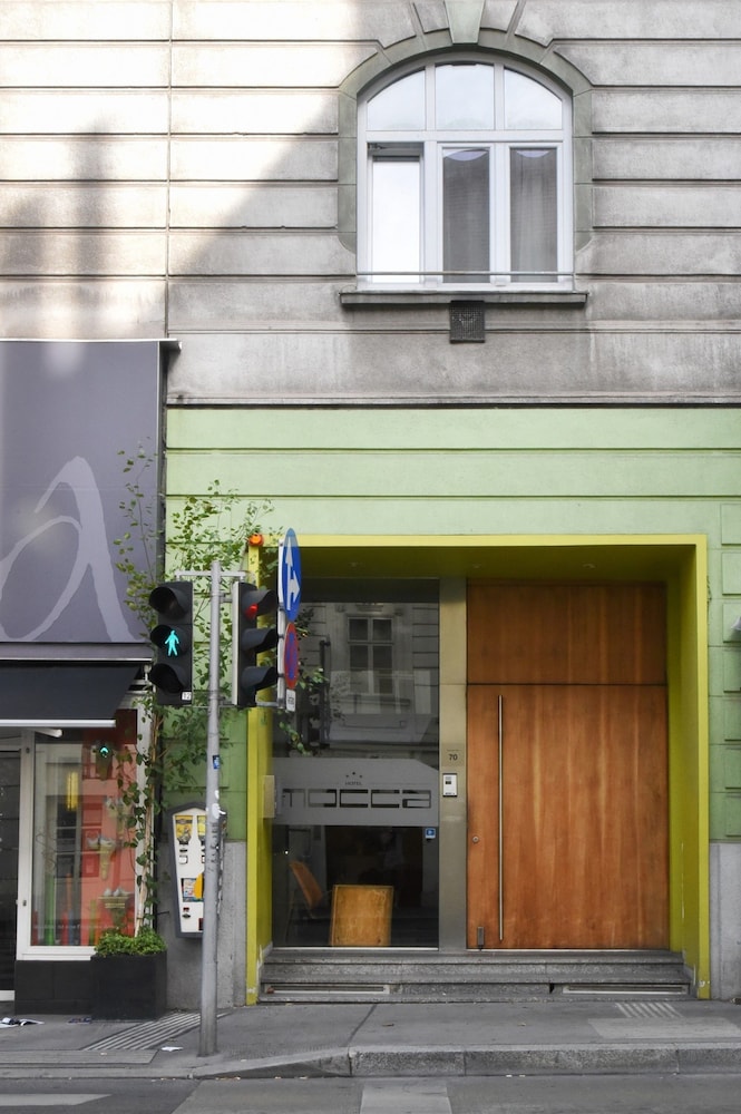 Hotel Mocca 4/47