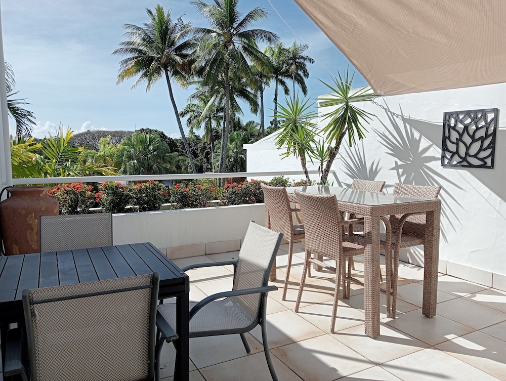 Club Tropical Resort 36/50