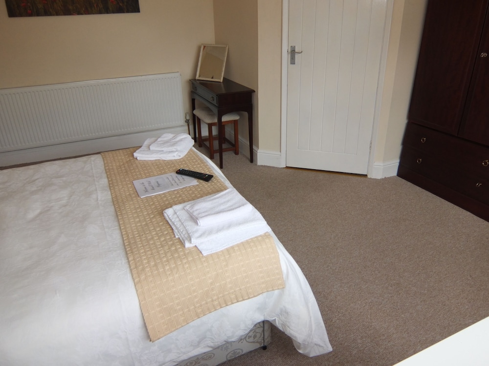 The Monsell Hotel 34/34
