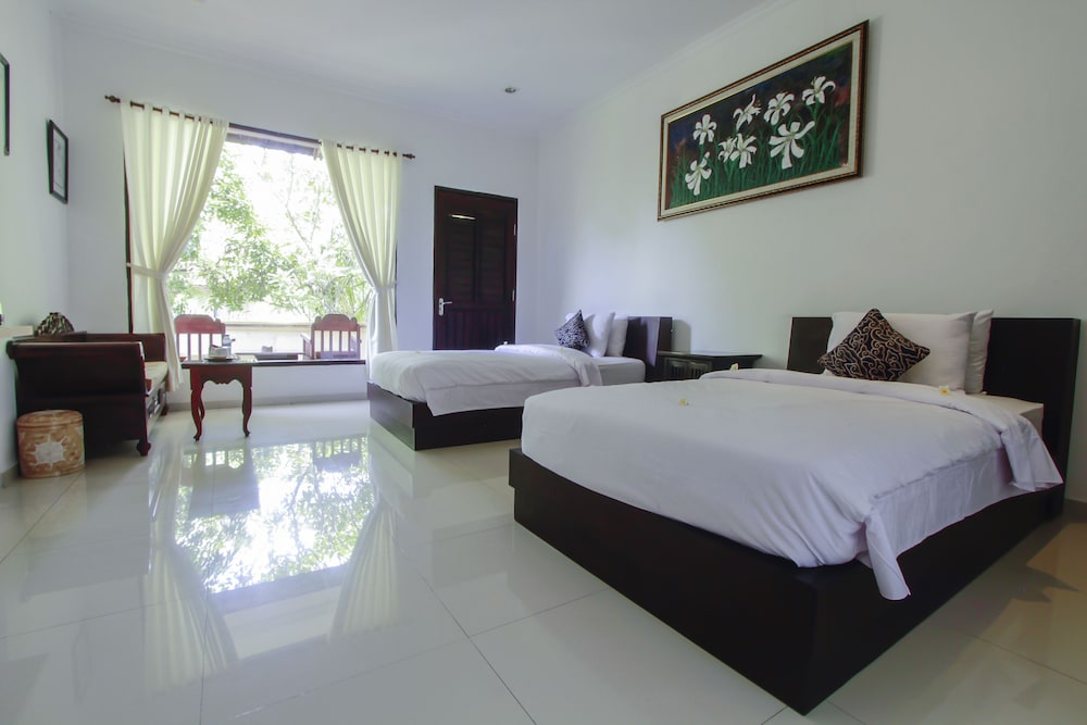 DEWANGGA BUNGALOW 19/71
