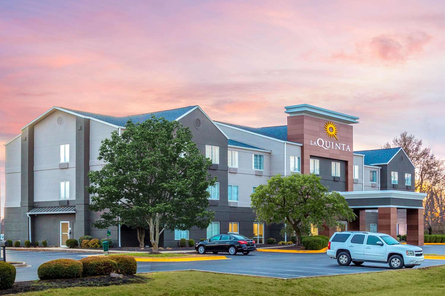 La Quinta Inn & Suites by Wyndham Hopkinsville 32/41
