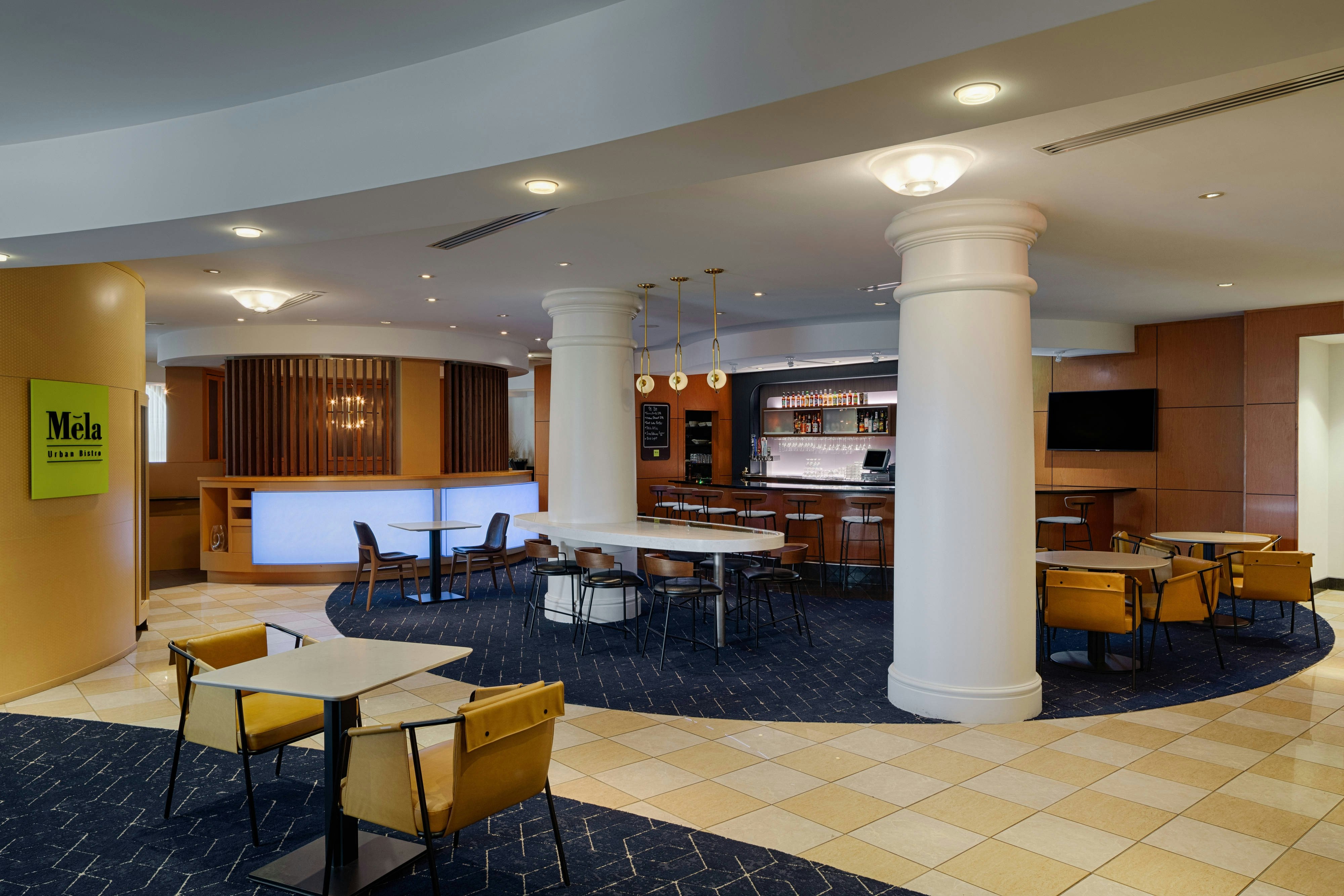 Courtyard By Marriott Springfield Downtown 15/18