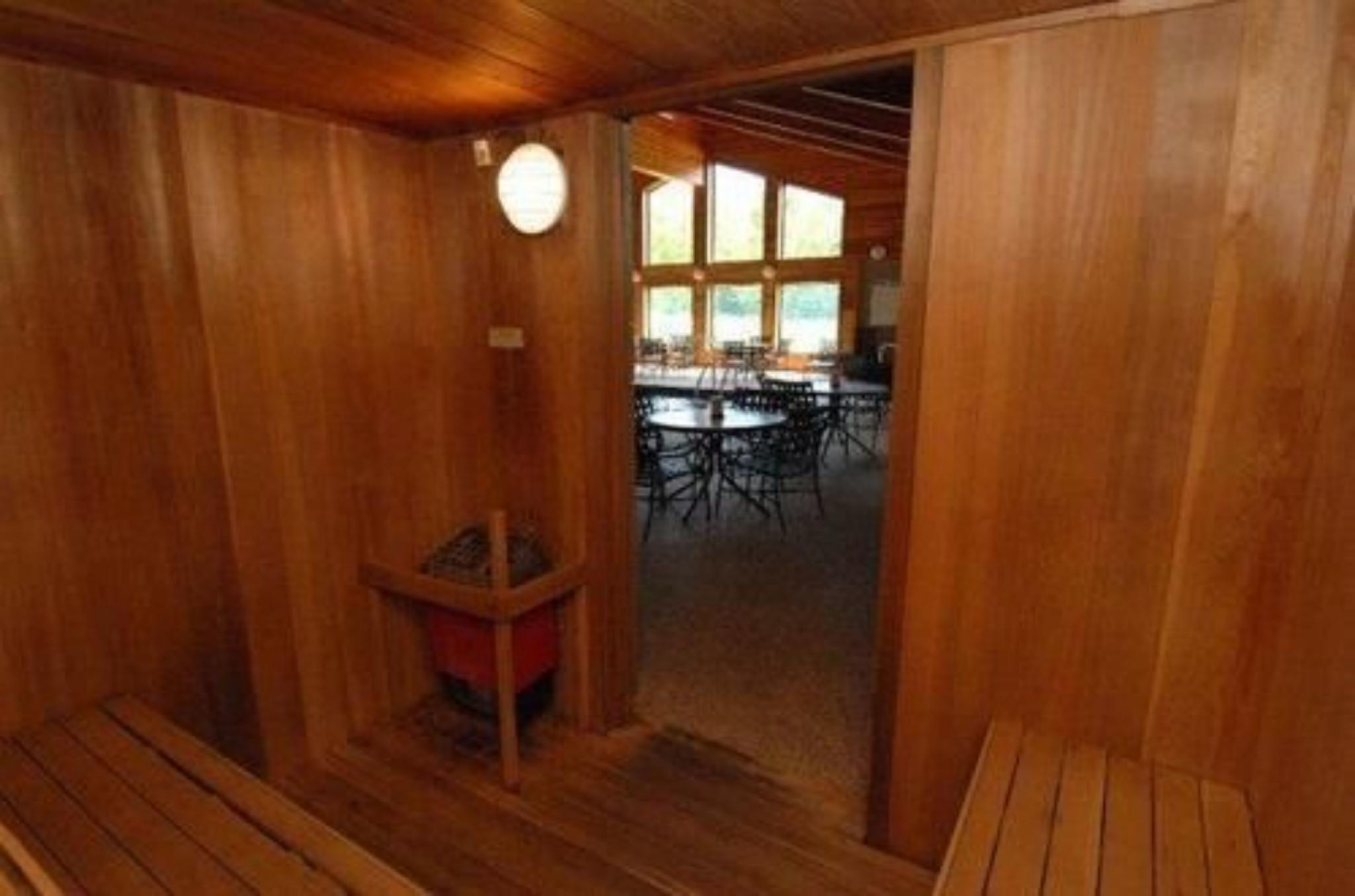 Oveson's Pelican Lake Resort & Inn 8/22