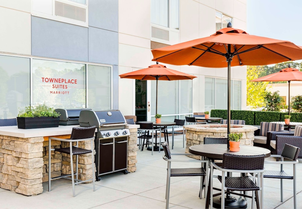 Towneplace Suites By Marriott Gainesville Northwest 17/23