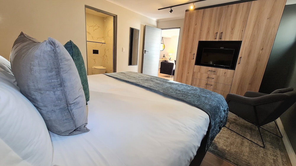 The Westford Hotel, Sandton(Formerly Pembury Plaza) 13/50