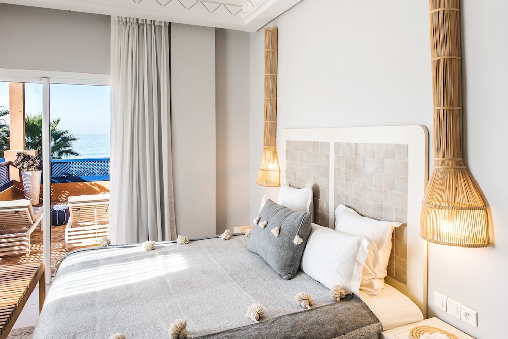 Paradis Plage Surf Yoga Spa Resort 20/83