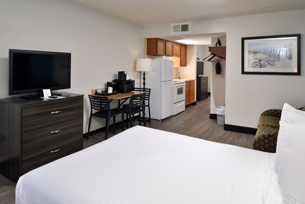 SureStay Hotel by Best Western Virginia Beach Royal Clipper 28/45