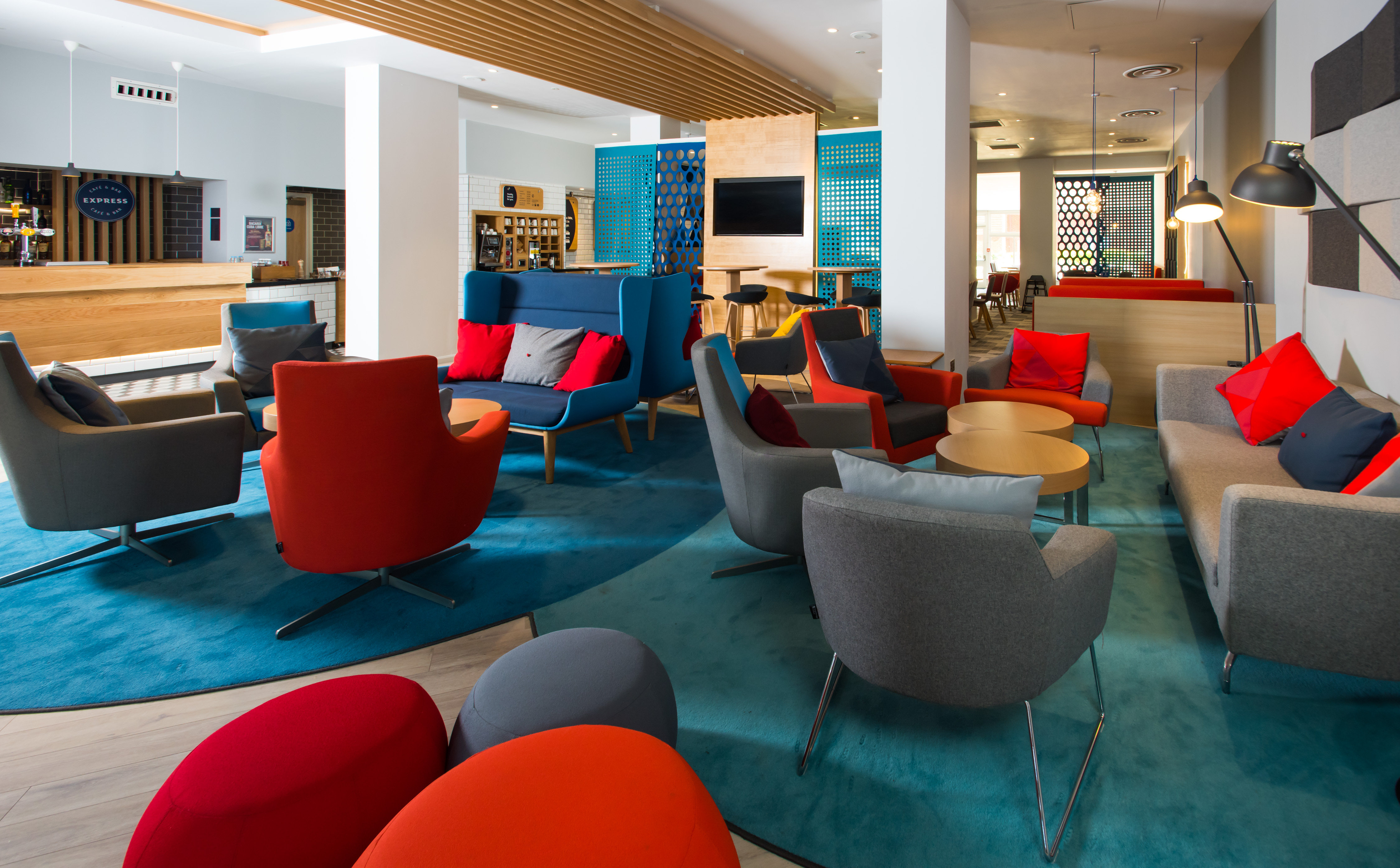 Holiday Inn Express Portsmouth North 32/52
