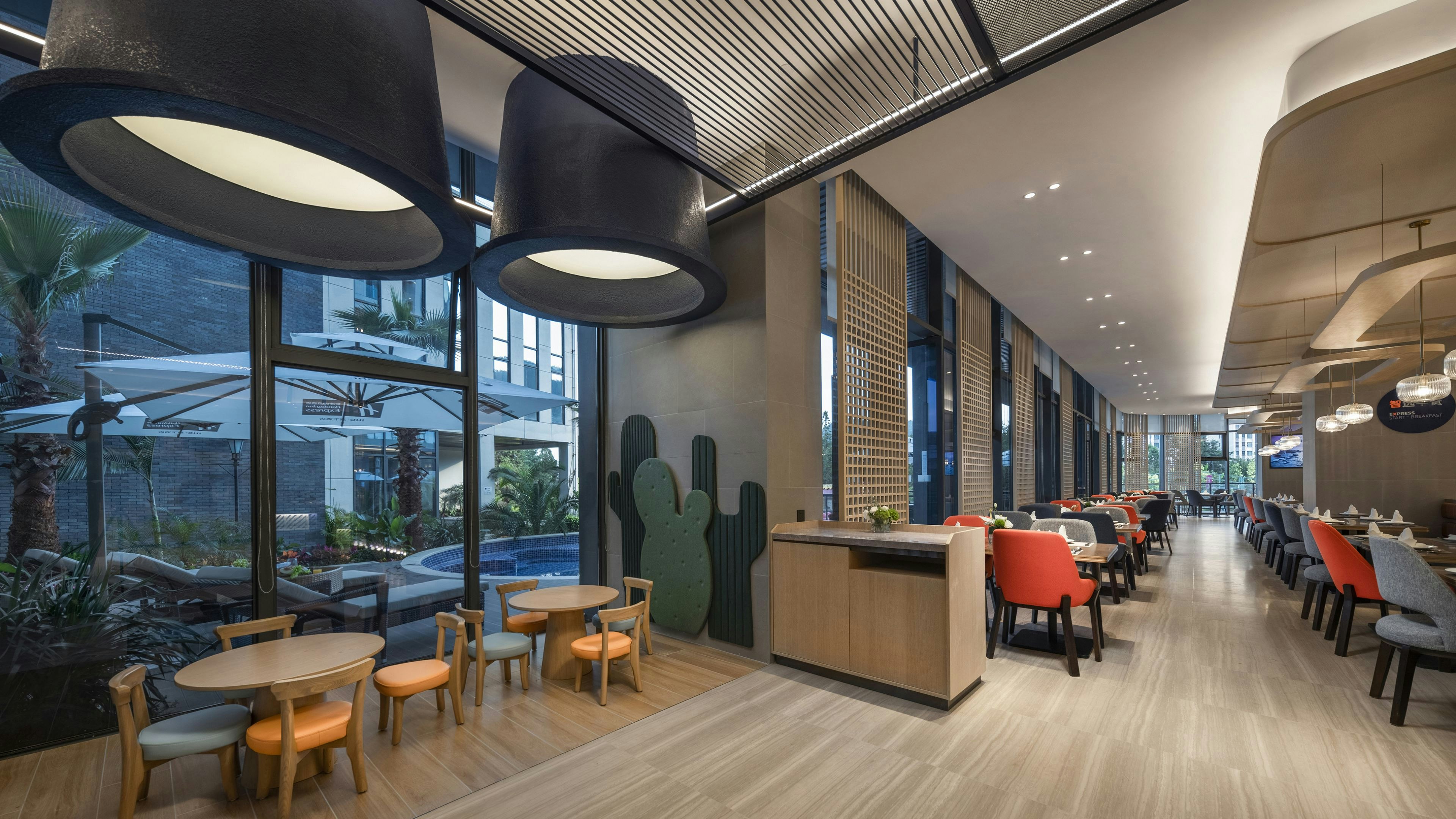 Holiday Inn Express Tengchong Hot Spring 14/26